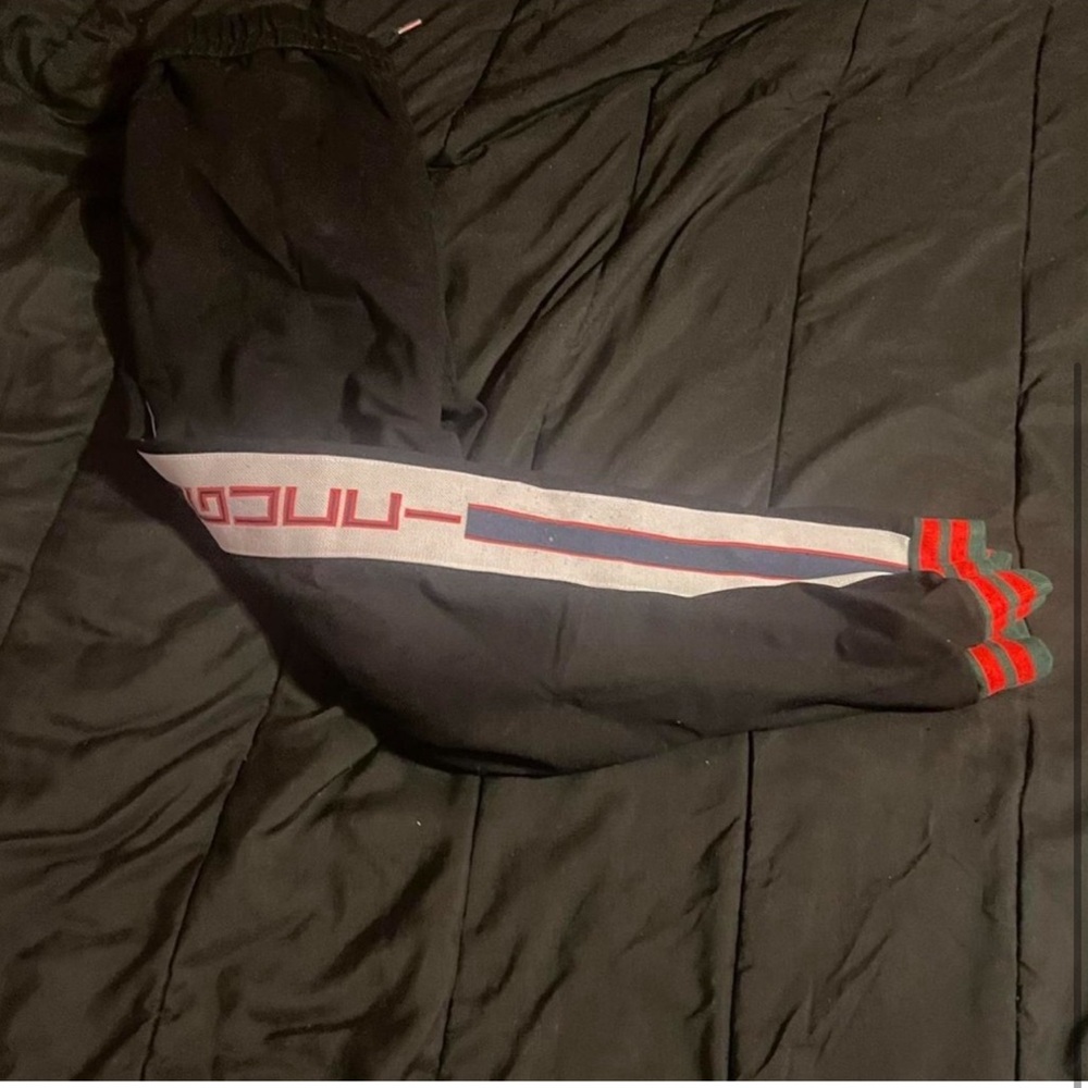 Men’s Gucci jogger pants